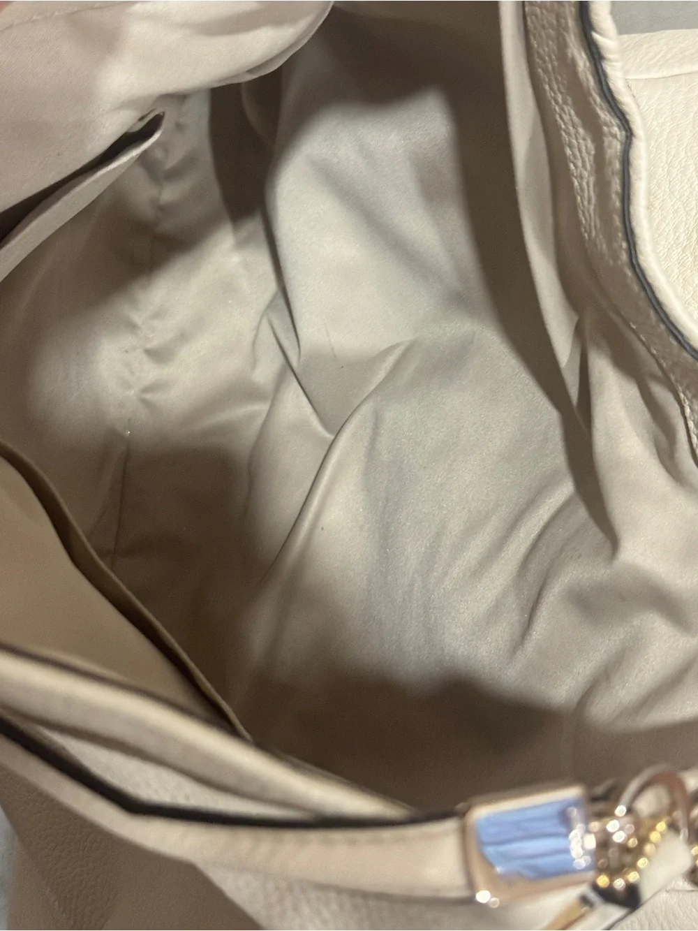 Coach Cream Leather Hobo Shoulder Bag - Unbranded